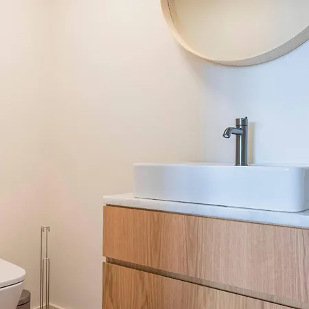 Wonderful 2 Bedroom By Innkeeper *